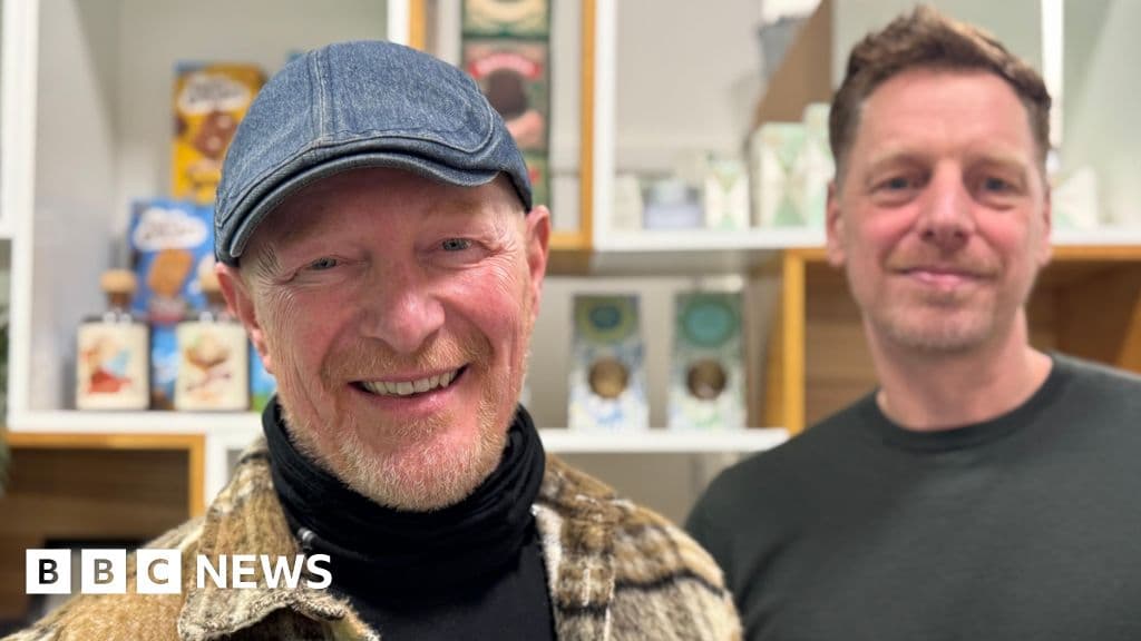 A satirical illustration of a traditional Dutch canal scene where the shops and offices are boarded up with 'Gone Fishing' signs, while relaxed people lounge on deck chairs in the foreground ignoring a chaotic, burning stock market graph in the background. Art style: Political cartoon, detailed ink lines, muted colors.