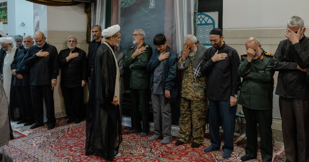 A satirical, gritty illustration of a crumbling stone throne room. Several elderly men in dark robes and turbans are arguing and pointing fingers at each other. The floor is cracked, and the legs of their chairs are breaking. In the background, smoke rises. The style should be like a political cartoon, dark and cynical.